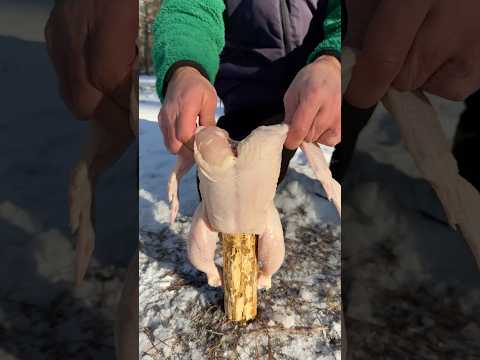 Winter Survival Skills: Cooking Chicken in an Unusual Way in the Woods🐥❄️🪣#bushcraft #camping