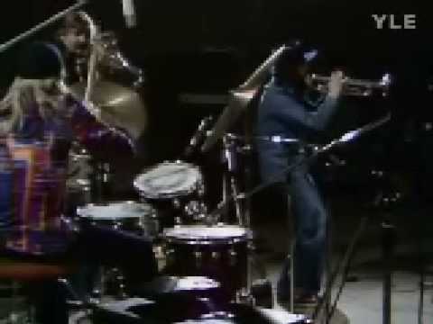 download lagu mp3 mp4 Edward Vesala Satu, download lagu Edward Vesala Satu gratis, unduh video klip Edward Vesala Satu