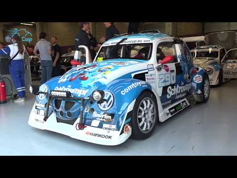 25 Hours VW Fun Cup - Les Schtroumpfs aux départ