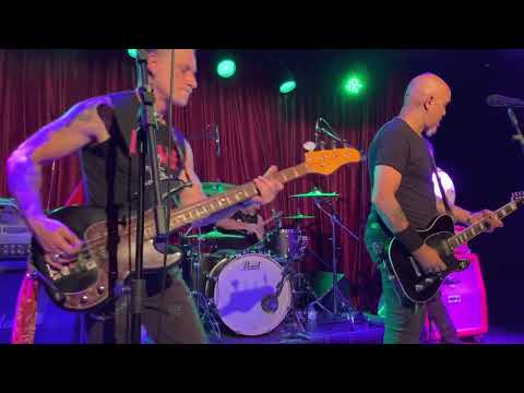 Inocentes - "Desequilíbrio / Restos de Nada"