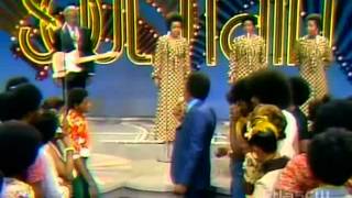 The Staple Singers - Reach Out, Touch A Hand, Make A Friend [+Interview] Soul Train 1974