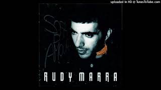 Kadr z teledysku Contromano tekst piosenki Rudy Marra