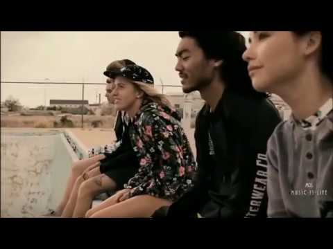 download lagu mp3 mp4 Barcelona Ed Sheeran Video Clip, download lagu Barcelona Ed Sheeran Video Clip gratis, unduh video klip Barcelona Ed Sheeran Video Clip