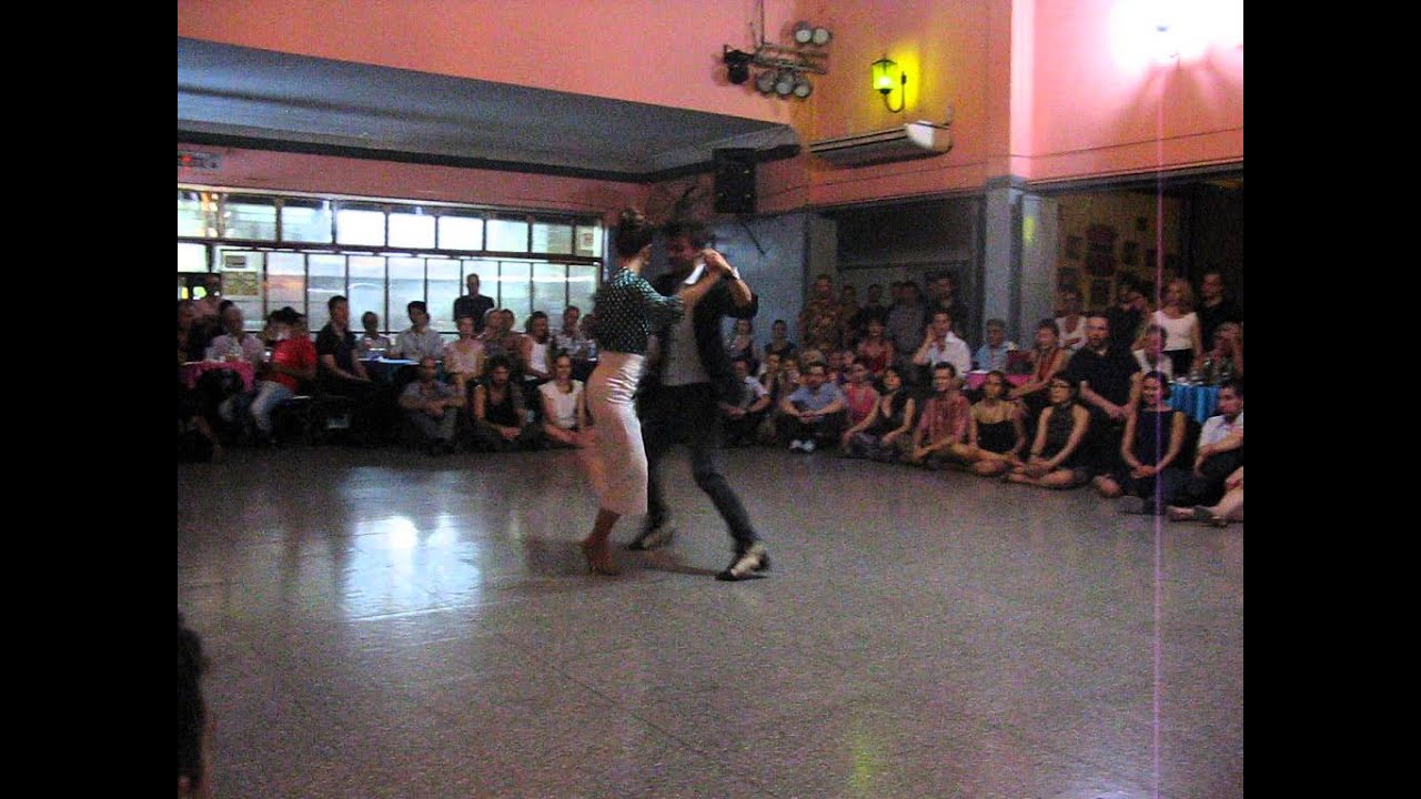 CECILIA GARCÍA y SERKAN GOKCESU en Viva La Pepa Milonga (3/4)