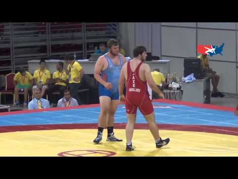 Jr World GR: Abdullayev (AZE) tech. fall Stoll (USA), 120 kg semis