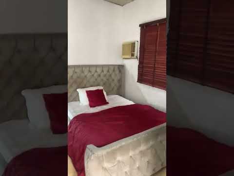 🏡 JUST OUT – TO LET Very Decent Mini Duplex 📍 Location: Off Akobi Crescent, Surulere, Lagos