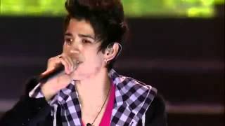 Eu Vou tentando te agarrar  DVD Gusttavo Lima e Voc   Oficial1