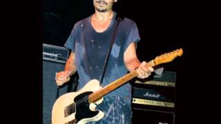 Johnny Depp  playing with The Kids - I Don`t Care