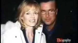Biography- Marg Helgenberger