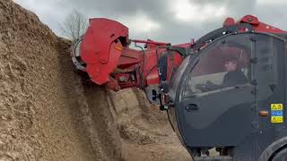 Kuhn SPW 14 Compact 自走フィードミキサー販売用 - 画像 4 | Agronetto JP Kuhn SPW 14 Compact 自走フィードミキサー | 画像 4 - Agronetto