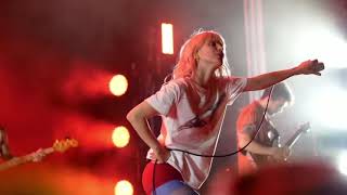 hayley williams making me spontaneously combust for 6 minutes and 52 seconds