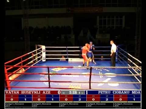 Petru Ciobanu (Moldova) - Vatan Huseynli (Azerbaidjan) .Kaliningrad 2012 avi.