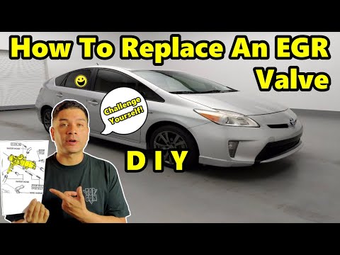 How To Replace An EGR Valve On A 2010 - 2015 Toyota Prius DTC P0401 (Time-lapse)