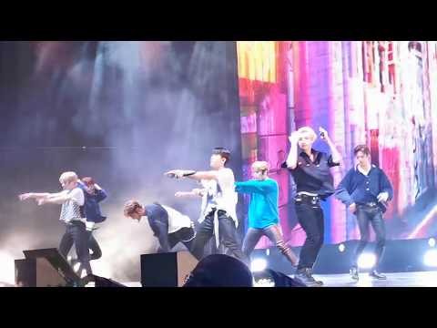 190802 Stray Kids Unveil in Berlin I am YOU 1080p fancam