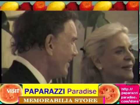 LAUREN BACALL hobnobs with CLIFF ROBERTSON at award show - 1997