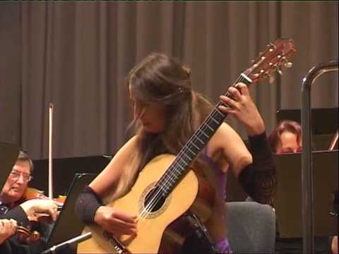 Yuliya Lonskaya plays Roland Dyens - Tango en skaï for guitar& orchestra