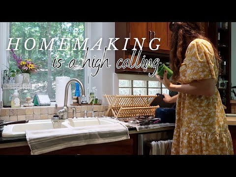 HOMEMAKING IS IMPORTANT WORK Traditional Christian Housewife + God Talk