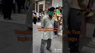 Download lagu KAKEK TUA RELA KAYUH SEPEDA 15 KM DEMI VAKSIN COVID-19 mp3