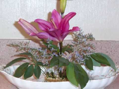 Ikebana: The Japanese Art of Flowers