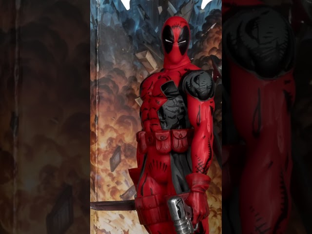 Vídeo relacionado con McFarlane-Marvel Collection 1: 10th Deadpool (The New Mutants #98) Label Gold