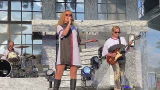 Haloo Helsinki! - Maailma on tehty meitä varten (Kitron pesäpallostadion, Alajärvi 08.06.2024)