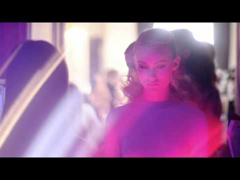 FATIMA LOPES Backstage