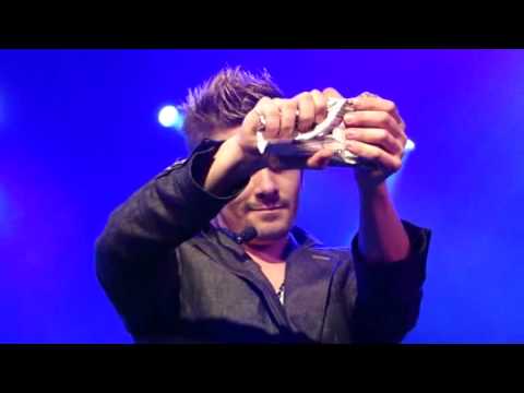 SALA LA RIVIERA (MADRID) MAGIA EN CONCIERTO DE SERGIO CONTRERAS