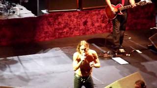 Iggy & The Stooges - I Got A Right live @ Hammersmith Apollo, London