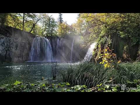 Plitvice Lakes - Relaxing Waterfall Walking Tour