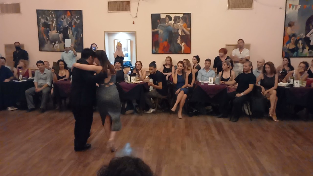 2/2 Agustina Piaggio y Carlitos Espinoza  en Viva la Pepa 2/1/22