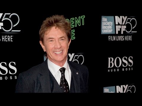 Thumbnail of the video: NYFF52 "Inherent Vice" Red Carpet | Martin Short