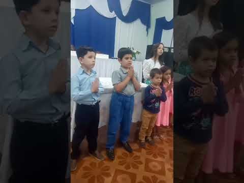 crianças da igreja em Grandes Rios Paraná