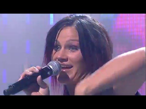 Ellen singing "These Words" by Natasha Bedingfield - Liveshow 10 - Idols season 3