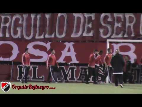 "Banderazo previo al clásico, fecha 7. OrgulloRojinegro.com.ar" Barra: La Hinchada Más Popular • Club: Newell's Old Boys