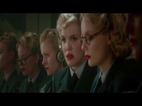 Hollywood Movie Pan cut Scenes, A Flying Ship.