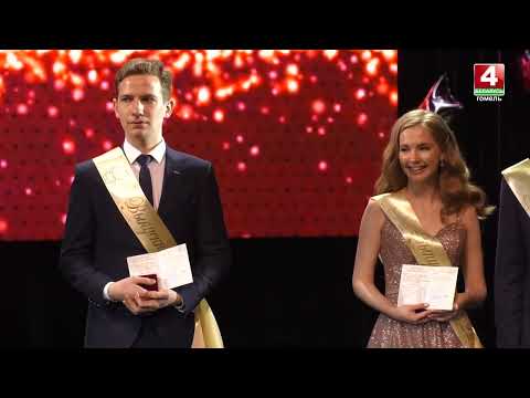 У школьников региона прошли выпускные вечера видео