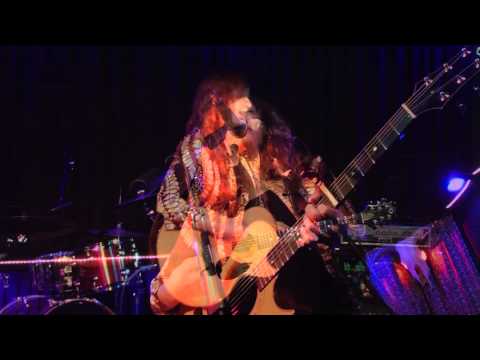 Patty Larkin from The Extended Play Sessions