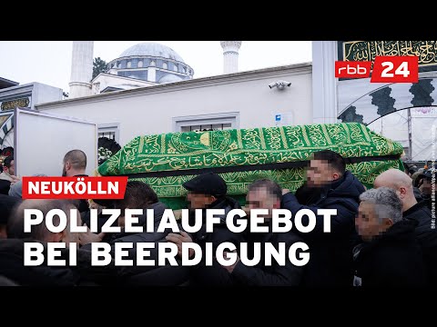 Bestattung in Neukölln: Hunderte Polizeikräfte im Einsatz