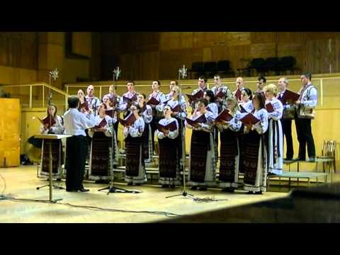 73.Corul Moldova - Hai cu brâul (Sergiu Ciuhrii), dirijor Valentin Budilevschi.