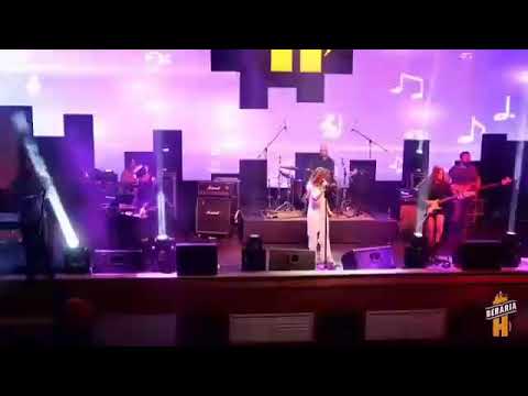 Bella Santiago cover Shallow