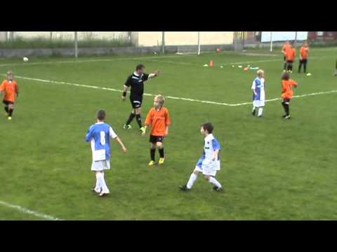 1.Chodov JM - Praga Praha B   9:9  (4:1  1:1  3:3  1:4) - 9.6.2013   1.čtvrtina