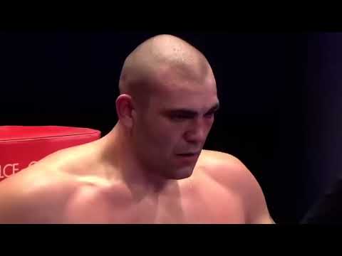 Oleksandr Usyk Ukraine vs Matteo Modugno Italy