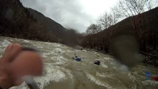 preview picture of video 'Rafting in Bulgaria - Struma river'