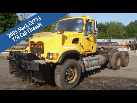 2005 Mack CV713 Tandem Axle Cab Chassis Truck - TRO 0711233