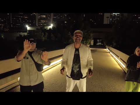 Boppin Andre explained how to do the wall　animation dance robot  dance popping bopping