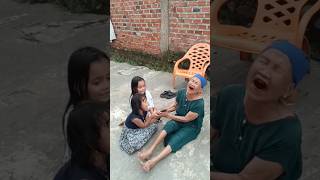Download lagu ketika cucu dan nenek rebutan hp ‼️‼️‼️ #hp #cucu #nenek mp3