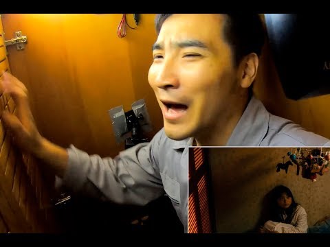 微波爐放在櫃子裡