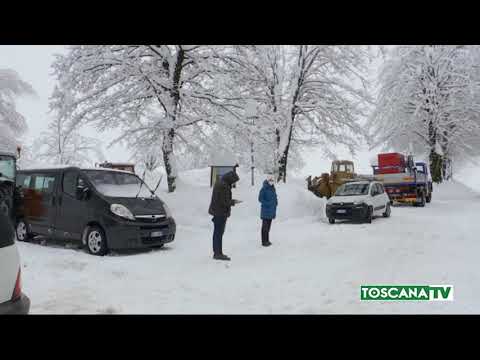 2021-01-04 LUCCA - NEVE, IN GARFAGNANA SI LAVORA SENZA SOSTA