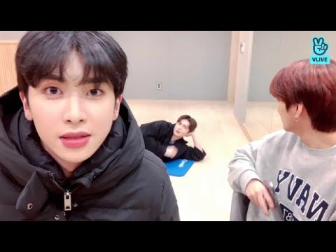 [VLIVE] UP10TION - Someone to play with me 😋🤗 | 220219
