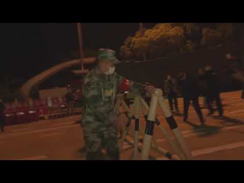 O "bloqueio urbano" de Wuhan foi oficialmente suspenso à meia-noite do dia 8